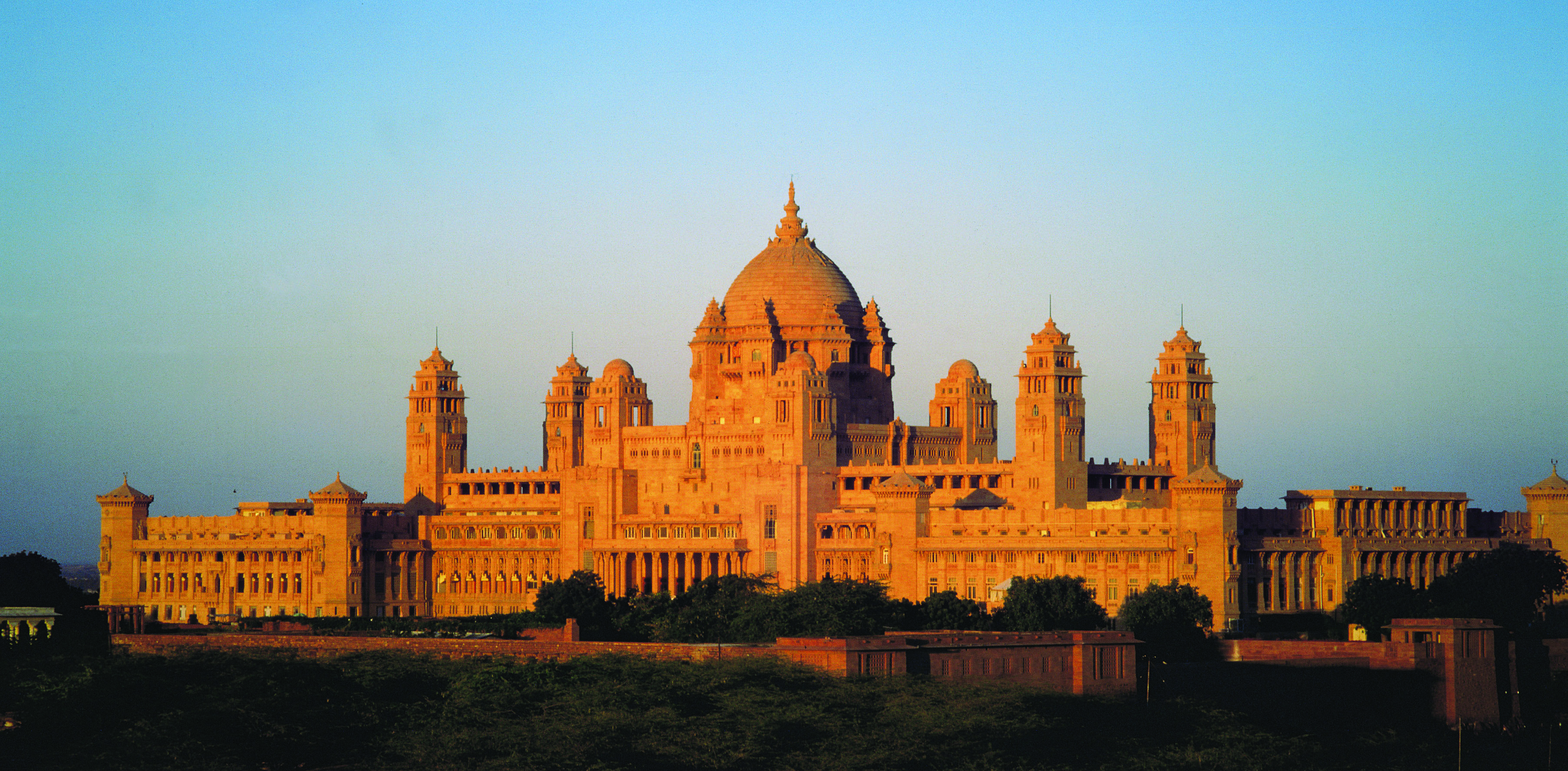 Umaid-Bhawan-Palace1